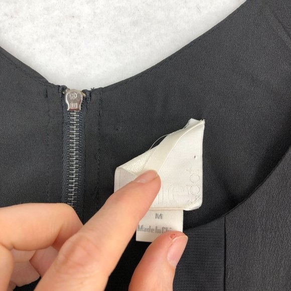 Line & Dot Women's Size Medium Black Chain Detail Sleeveless Crepe Blouse - Picture 9 of 12